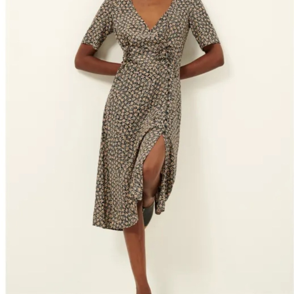 Chic Floral Midi Dress